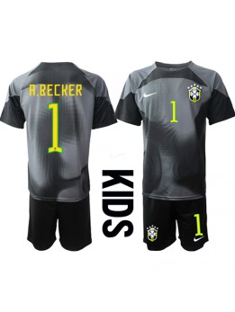 Billige Brasil Alisson Becker #1 Keeper Hjemmedraktsett Barn VM 2022 Kortermet (+ Korte bukser)